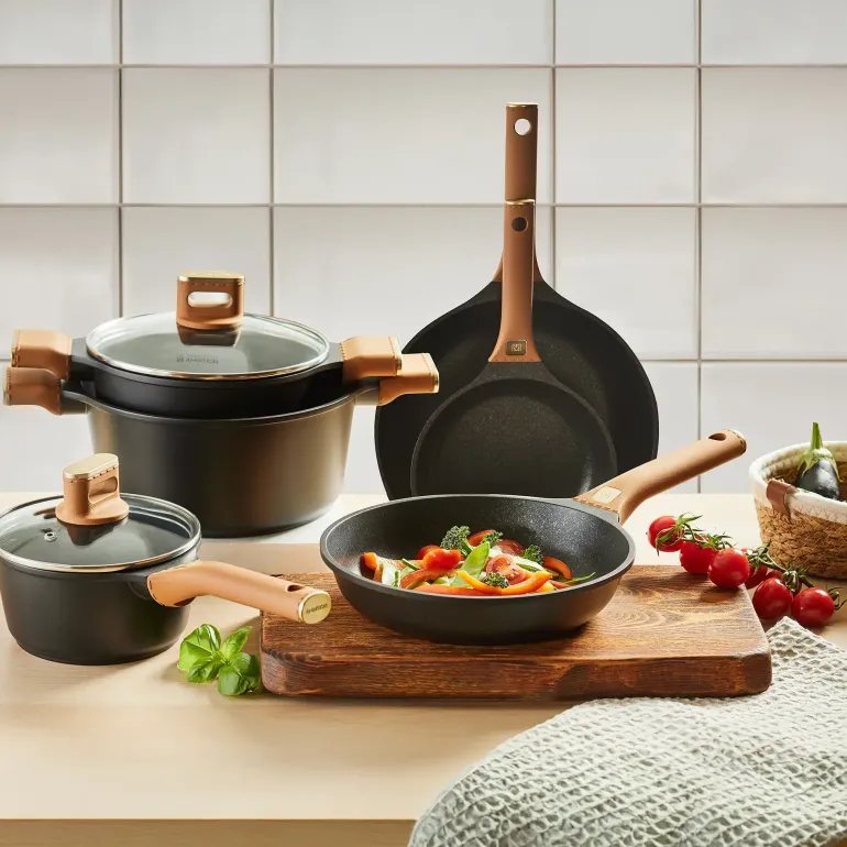 AMBITION | CAMEL PATELNIA 20 CM Indukcja powłoka Qualum Basic Stone non-stick