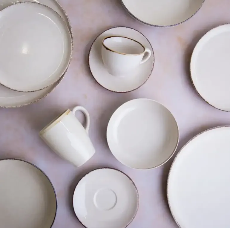 AMBITION CRAFT Serwis obiadowy 24 el dla 6 osób / beżowa porcelana