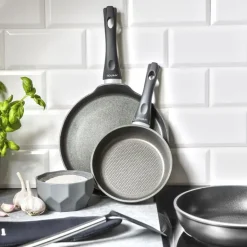 AMBITION MAGNAT Patelnia aluminiowa do naleśników 26 cm z powłoką ILAG Non-Stick Premium
