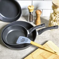 AMBITION MAGNAT Patelnia aluminiowa 18 cm z powłoką ILAG Non-Stick Premium / INDUKCJA