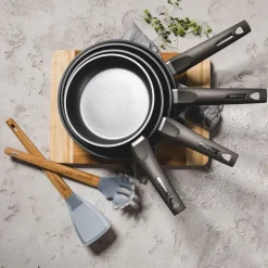 AMBITION MAGNAT Patelnia aluminiowa 22 cm / powłoka ILAG Non-Stick Premium / INDUKCJA