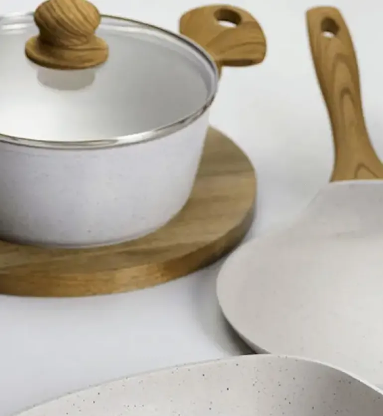 AMBITION NATURE Komplet garnków z pokrywkami 6 el + patelnie Nature 20, 24 cm + Wok 26 cm