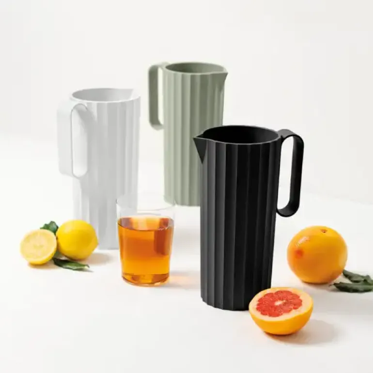 BLIM PLUS Dzbanek uniwersalny 1,7 l czarny