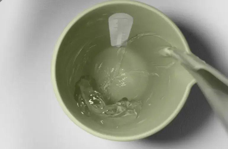 BLIM PLUS Dzbanek z miarką 0,5 l zielony