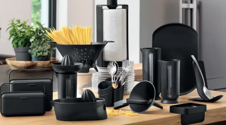 BLIM PLUS Wyciskarka do cytrusów czarna / produkt innowacyjny