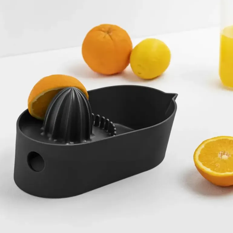 BLIM PLUS Wyciskarka do cytrusów czarna / produkt innowacyjny