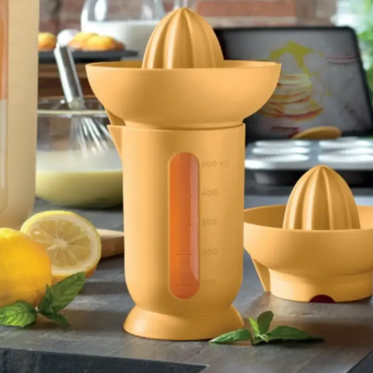 BLIM PLUS Wyciskarka do cytrusów z dzbankiem 0,5 l żółta / produkt innowacyjny