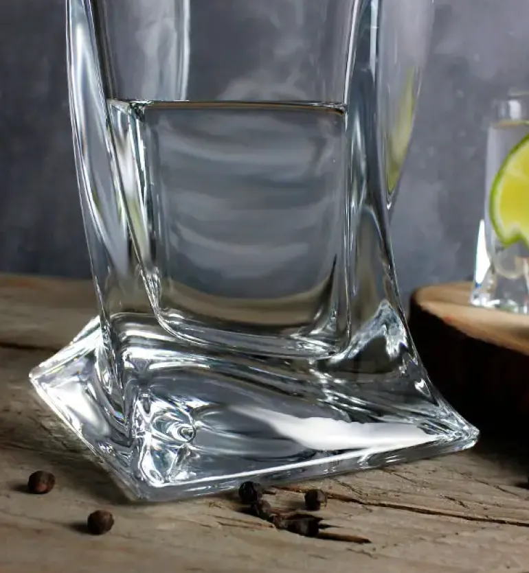 BOHEMIA QUADRO Karafka do likieru 500 ml / szkło kryształowe / CR1A500