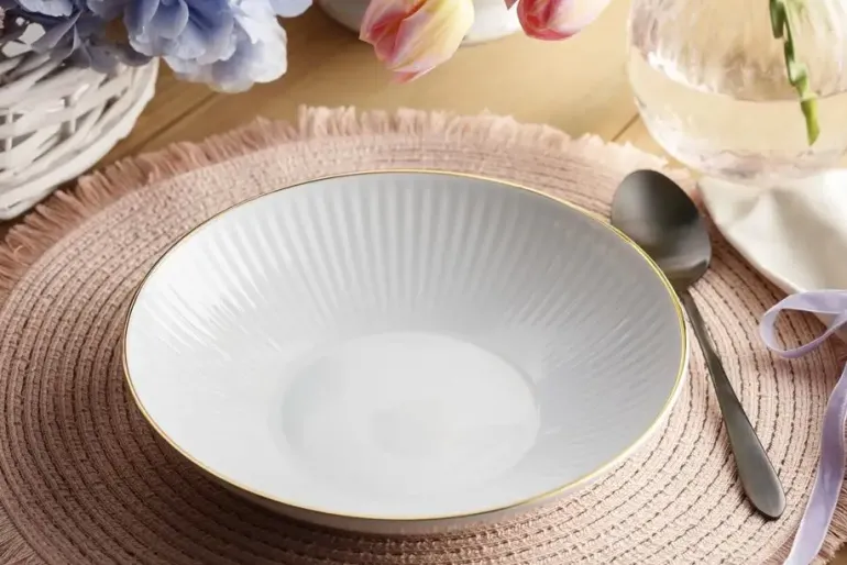 CHODZIEŻ DALIA 3612 ZŁOTA LINIA Serwis obiadowy 44 el / 12 osób / porcelana