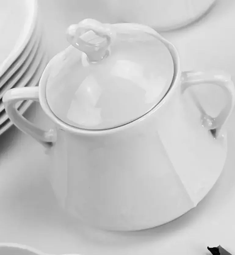 CHODZIEŻ KAMELIA C000 BIAŁA Serwis kawowy 39 el / 12 osób / porcelana