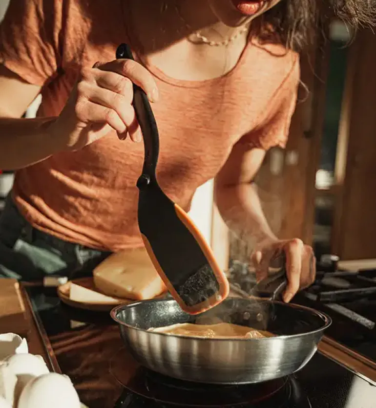 FISKARS FUNCTIONAL FORM 1072249 Patelnia 20 cm / powłoka Ceratec™