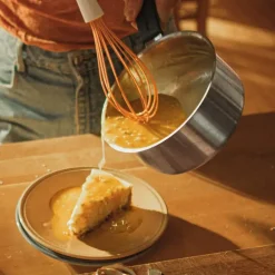 FISKARS FUNCTIONAL FORM 1023613 Trzepaczka z silikonowymi końcami / tworzywo sztuczne