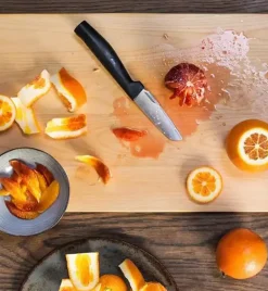 FISKARS HARD EDGE 1051777 Nóż do obierania 9 cm / lita stal nierdzewna