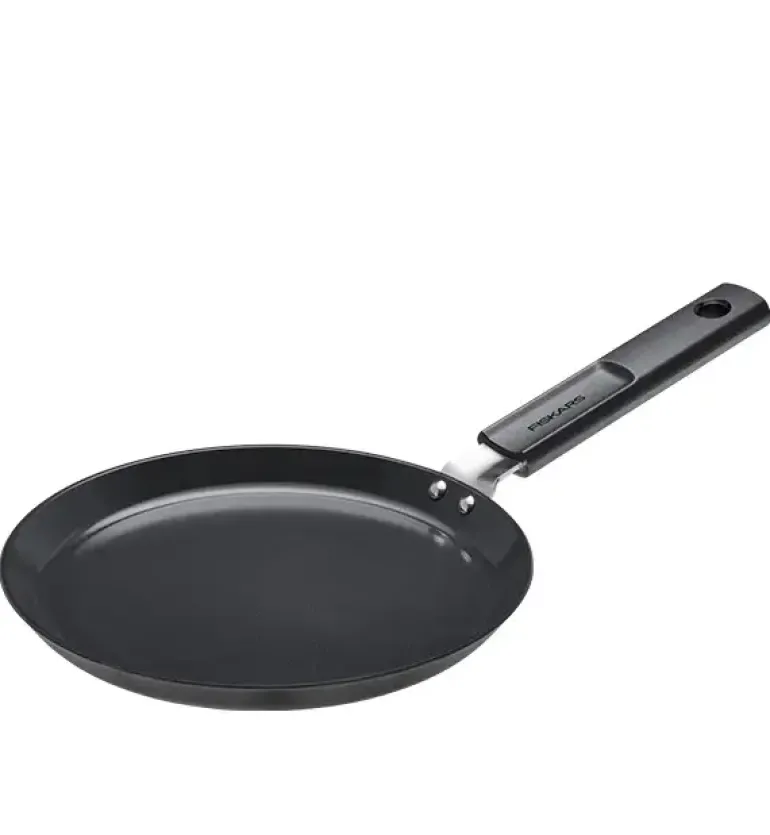 FISKARS HARD FACE Komplet garnki z pokrywkami 8 el + Patelnie 20, 24, 28 cm + naleśnikowa / powłoka Ceratec™ Superior