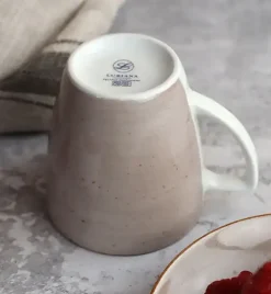 LUBIANA BOSS 6630T Filiżanka 200 ml + spodek / brązowa / porcelana ręcznie malowana