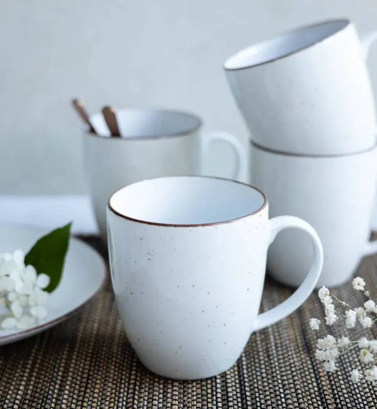 LUBIANA BOSS 6630U Kubek 380 ml 12 os / 12 el / budyniowy / porcelana ręcznie malowana