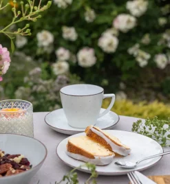 LUBIANA BOSS 6630U Serwis obiadowo - kawowy 60 el / 12 osób / budyniowy / porcelana ręcznie malowana
