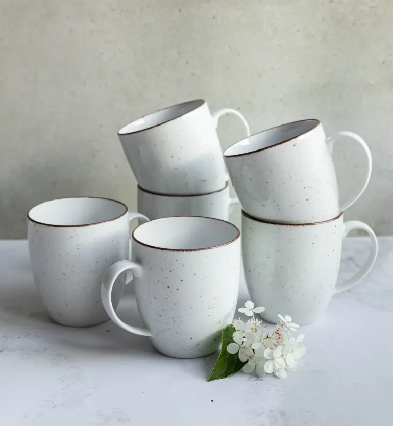 LUBIANA BOSS 6630U Serwis obiadowy 72 el / 18 osób / budyniowy / porcelana ręcznie malowana