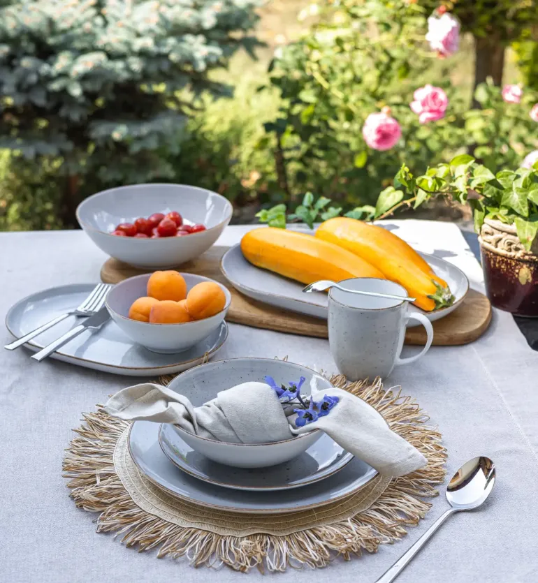 LUBIANA BOSS 6630Z Serwis obiadowo - kawowy 76 el / 12 osób / szary / porcelana ręcznie malowana