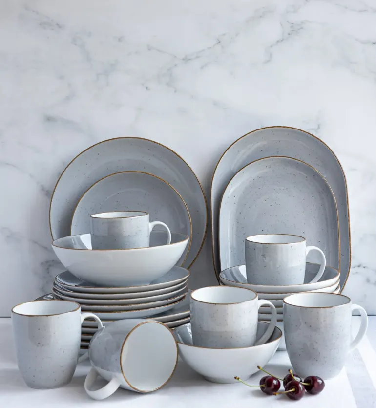 LUBIANA BOSS 6630Z Serwis obiadowo - kawowy 40 el / 6 osób / szary / porcelana ręcznie malowana