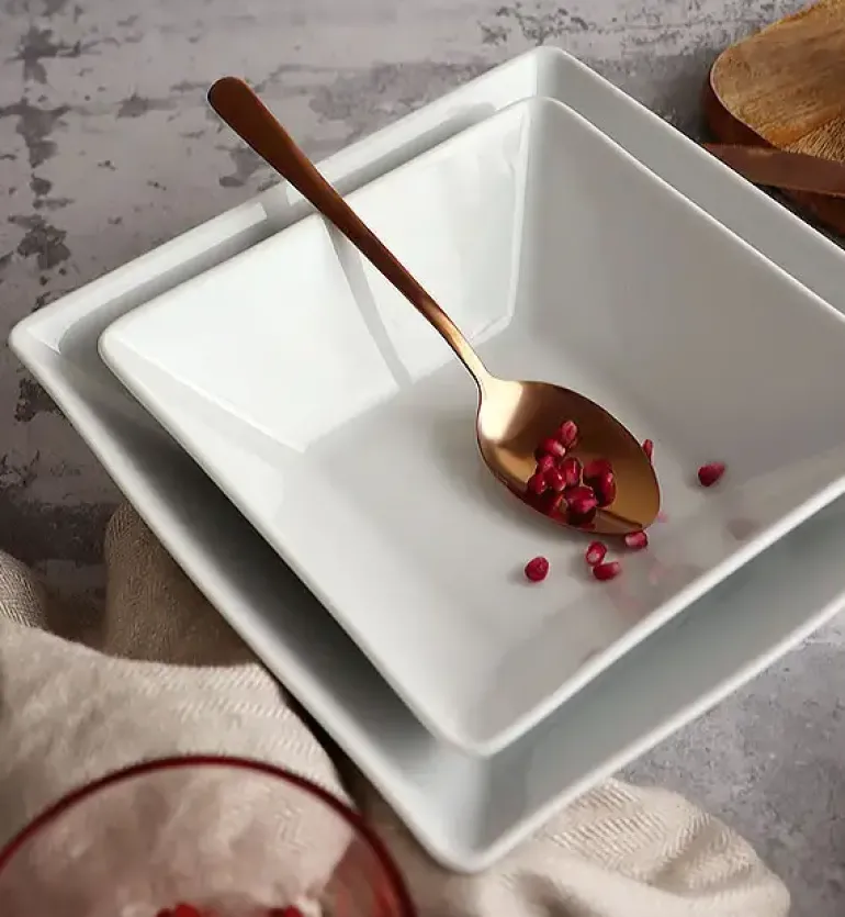 LUBIANA CLASSIC Serwis obiadowy 24 osoby / 80 elementów | biała porcelana kwadrat
