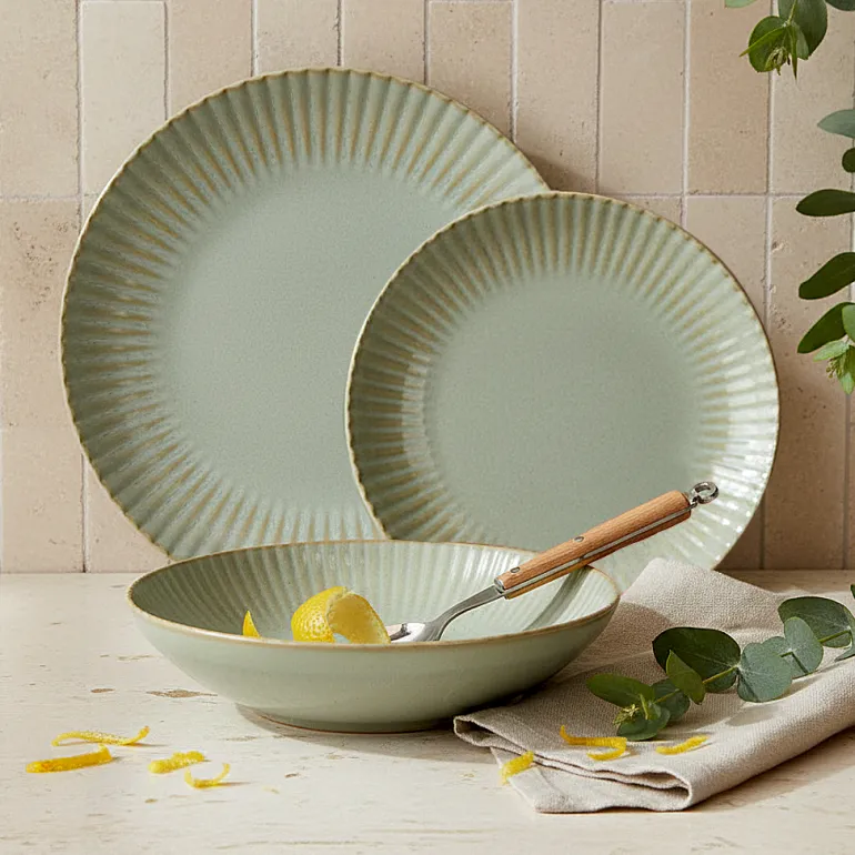 LUBIANA DAISY STONEWARE EUKALIPTUS | Serwis obiadowy 18 elementów dla 6 osób | kolor zielony