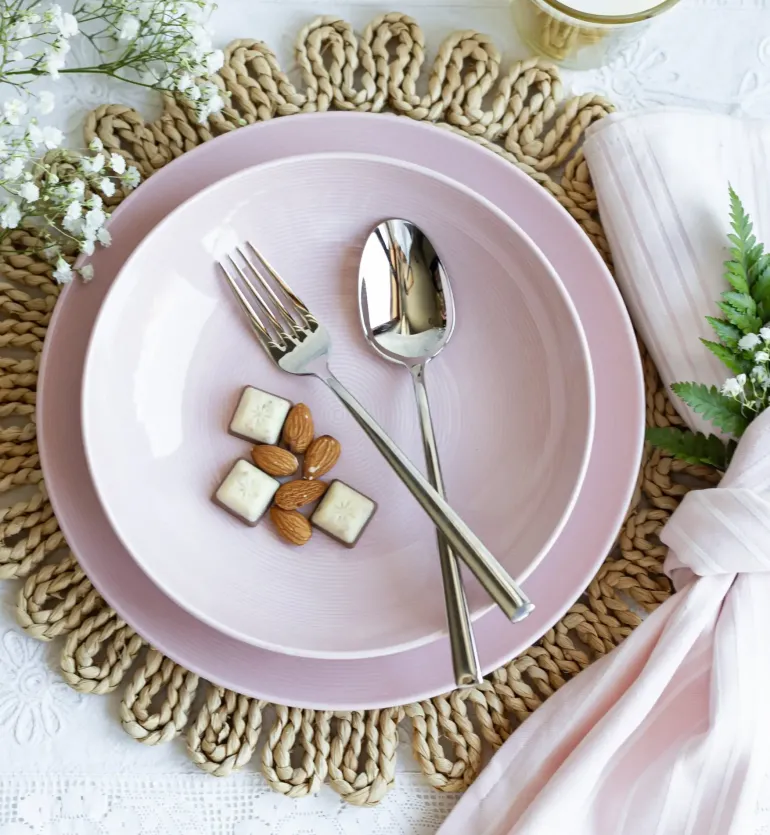 LUBIANA ETO MODERN K7 OPK Serwis obiadowy 36 el / 12 osób / różowy / porcelana ręcznie malowana