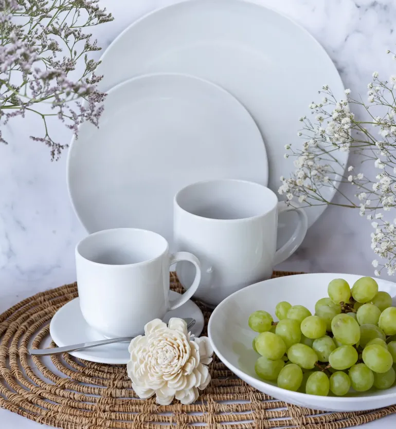 LUBIANA VANILLA Serwis obiadowo - kawowy 79 el dla 12 osób | biała porcelana