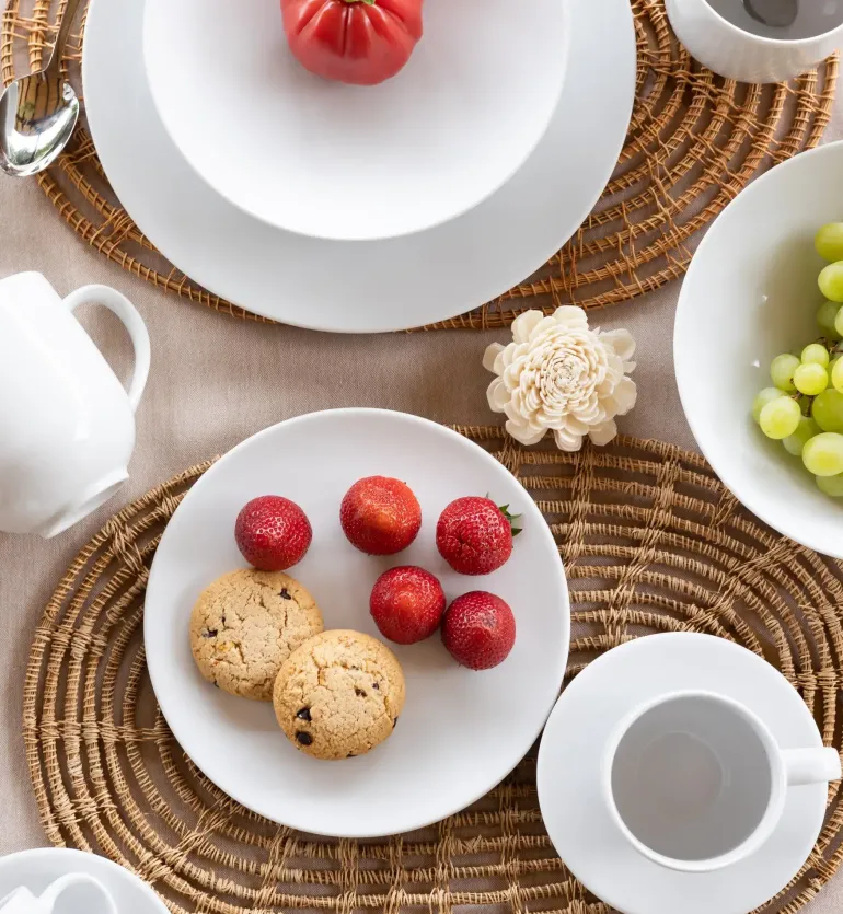 LUBIANA VANILLA Serwis obiadowy 48 el dla 12 osób | biała porcelana