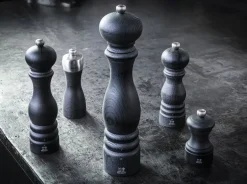 PEUGEOT FIDJI GRAPHITE Młynek do pieprzu / 15 cm / czarny