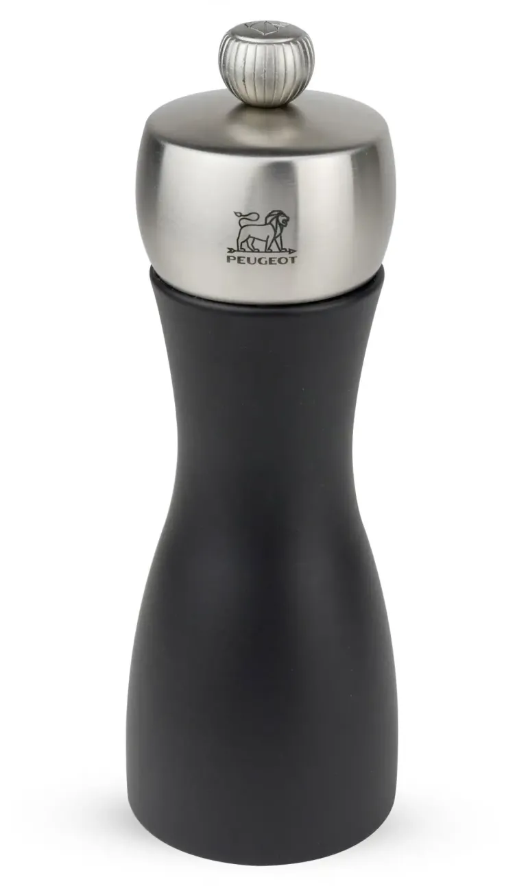 PEUGEOT FIDJI Młynek do pieprzu 15 cm / czarny mat / drewno + stal nierdzewna