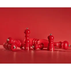 PEUGEOT PARIS Młynek do pieprzu 22 cm / red passion lacquer / drewno bukowe