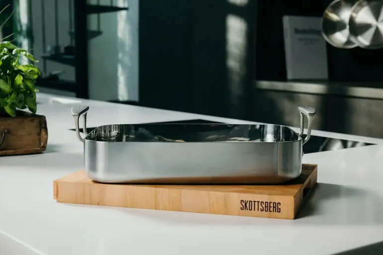 SKOTTSBERG STAINLESS STEEL Brytfanna z rusztem 35x25 cm