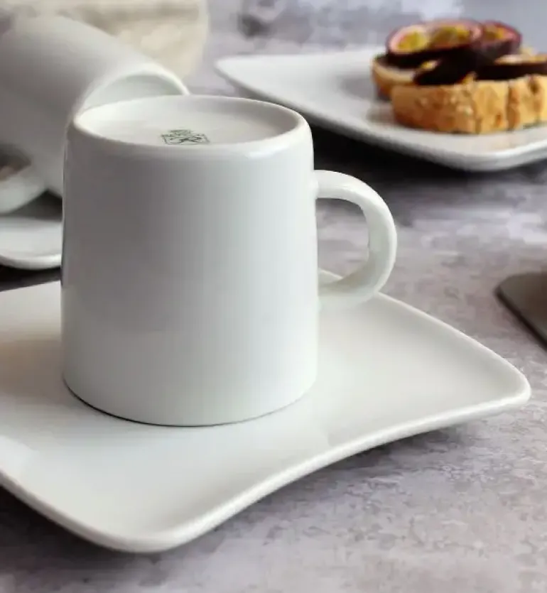 WYPRZEDAŻ! ARZBERG SANDY 'Made in Germany' Serwis kawowy 18 el / 6 os / porcelana