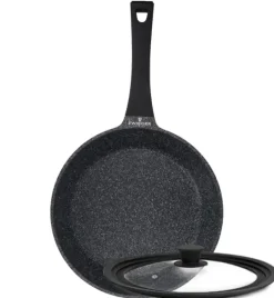 ZWIEGER BLACK STONE Patelnia 28 cm + Pokrywka uniwersalna Tadar / GREBLON non-stick