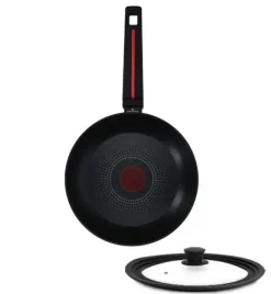 ZWIEGER RED LINE Patelnia 24 cm + pokrywka silikonowa / powłoka TitanEX